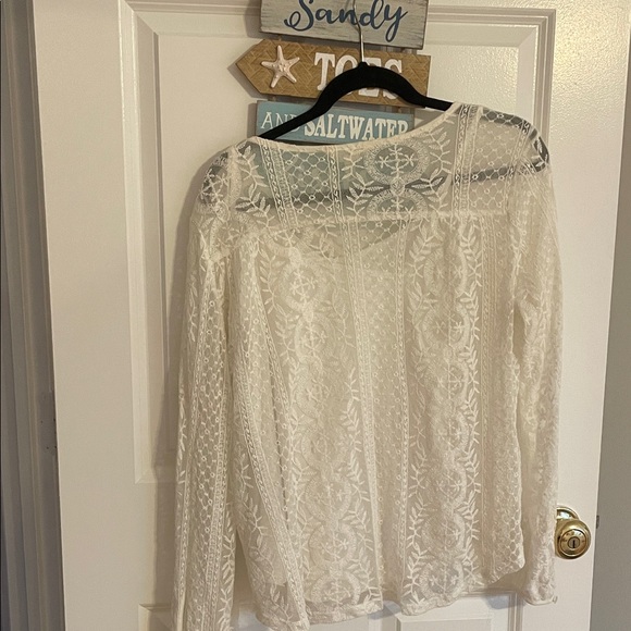 Adiva White Lace Blouse - Picture 4 of 4